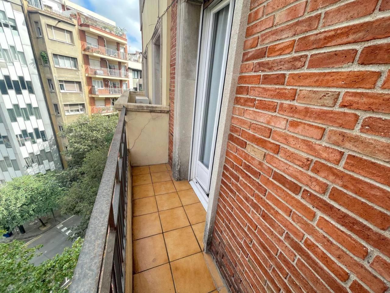 Alojamiento Nuevo Valenci Barcelona Exterior photo